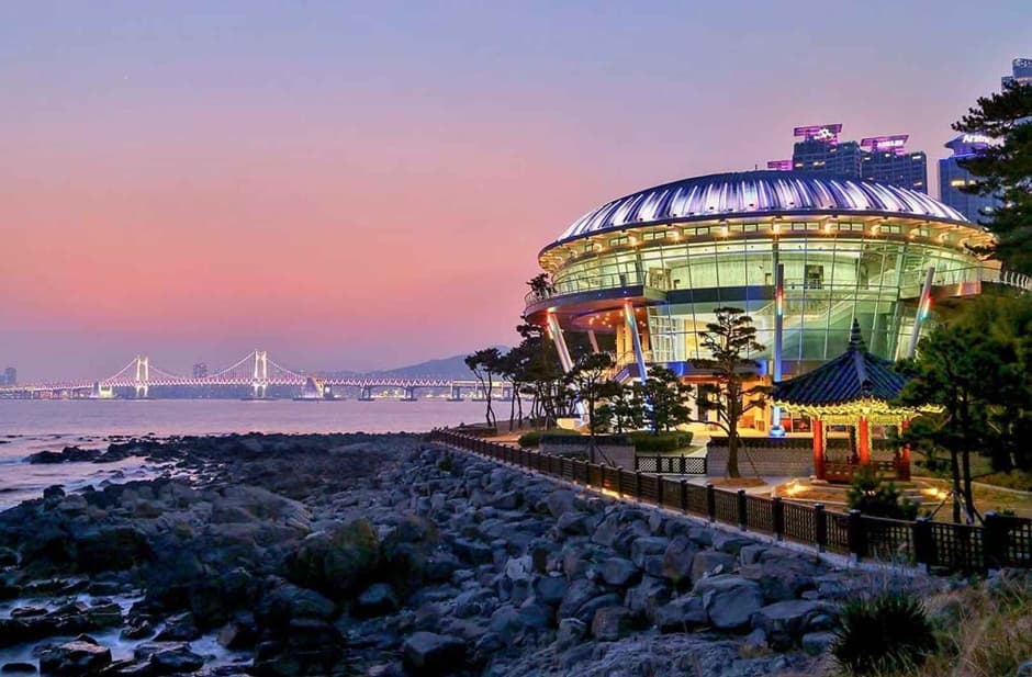 Nurimaru APEC House (누리마루 APEC하우스)