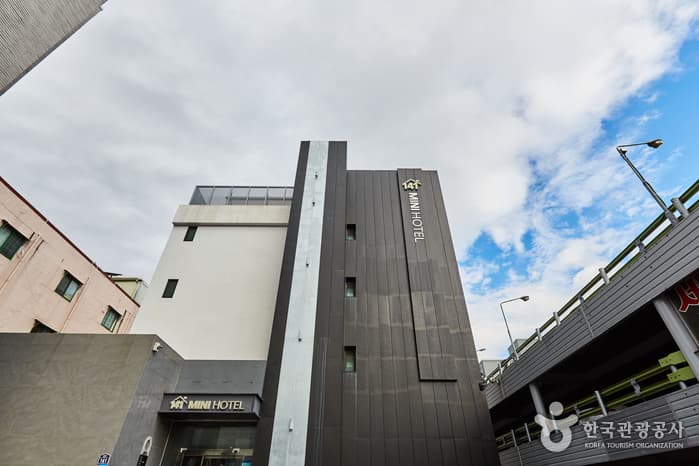 141MINIHOTEL (141미니호텔)
